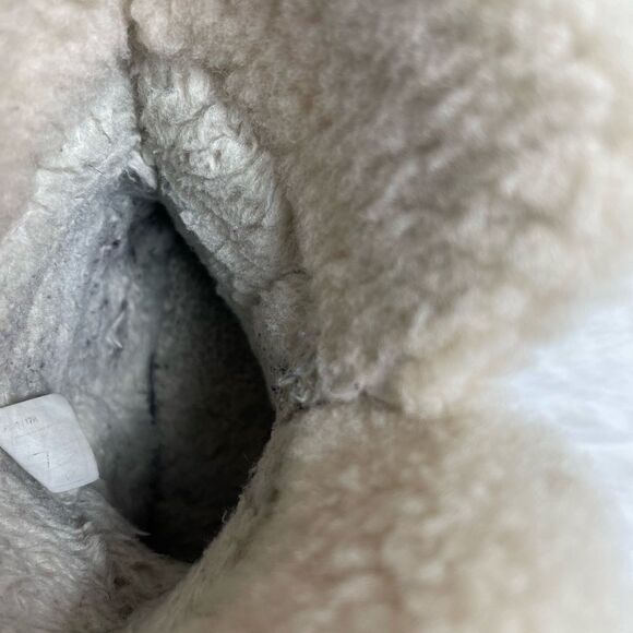 Kookaburra by Ugg suede olive green short boots with shearling and faux … - Picture 10 of 12